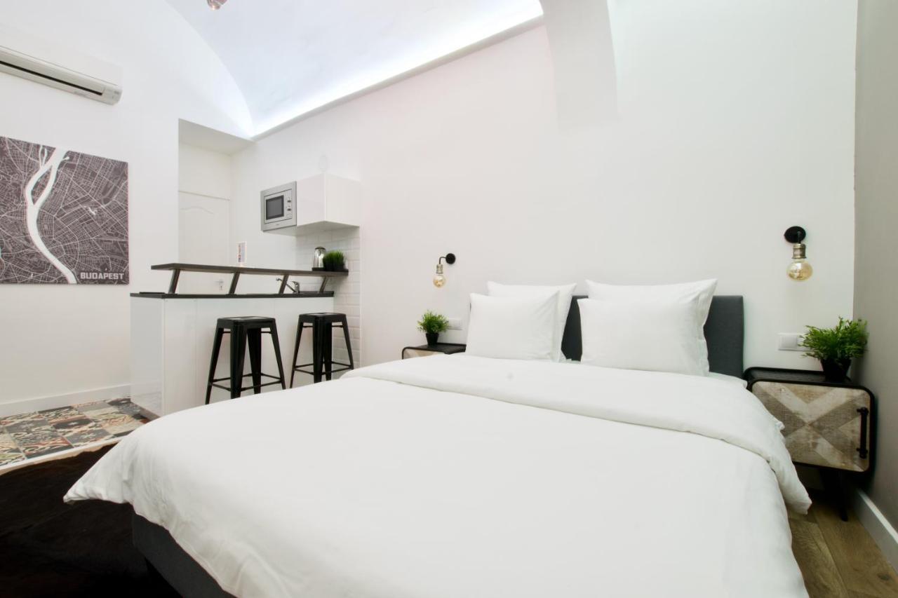 Standard Apartment by Hi5 - Nagysándor street Budapeste Exterior foto